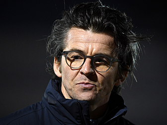 Joey Barton criticises his own...
